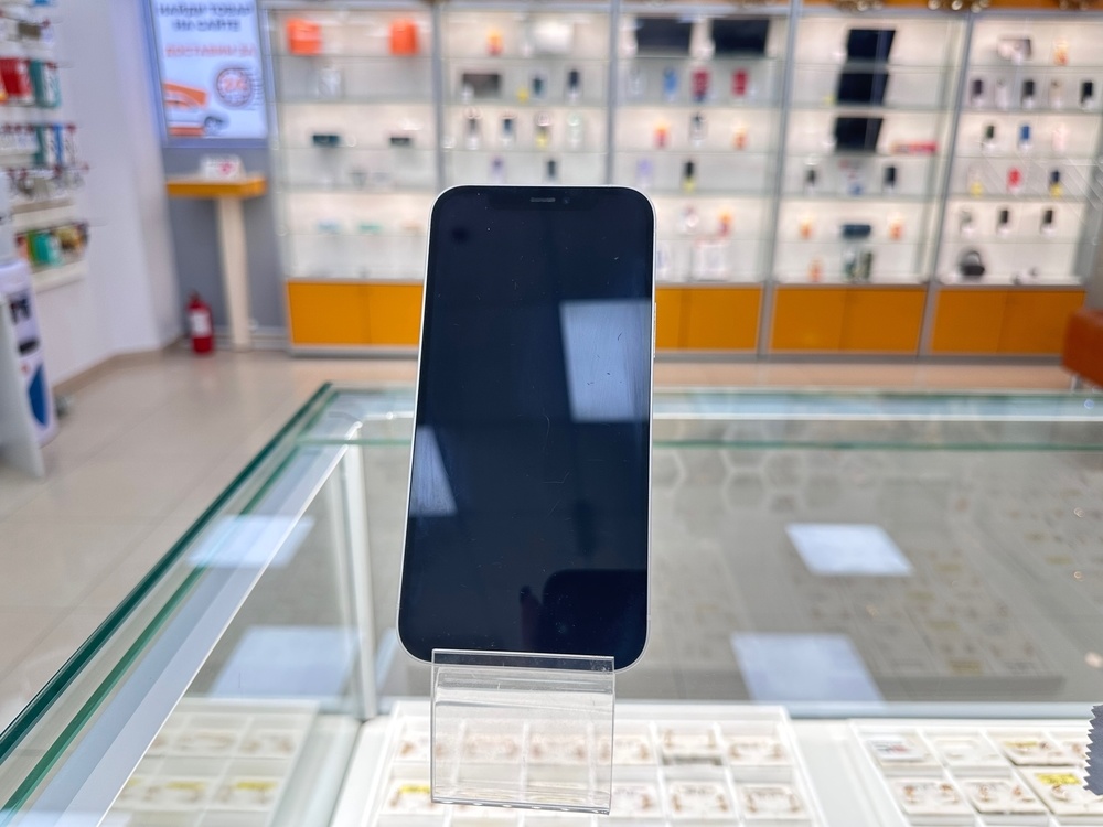 Смартфон Apple iPhone 12 64Gb