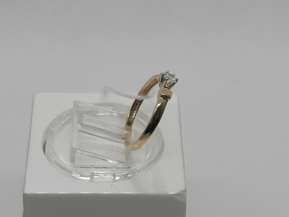 КОЛКМ585 КОЛЬЦО С КАМНЕМ (Au 585) КОЛКМ585 КОЛЬЦО С КАМНЕМ (Au 585)