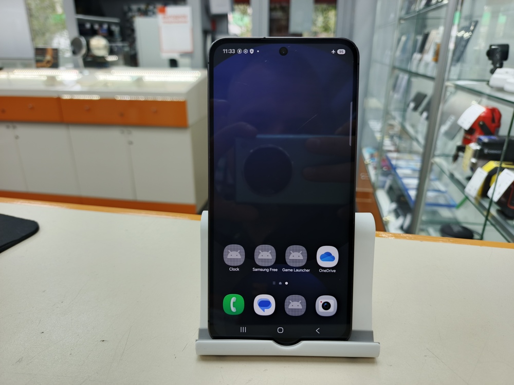 Смартфон Samsung Galaxy S24 FE 8/256