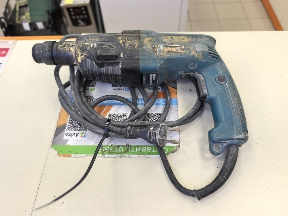 Перфоратор Makita HR2020
