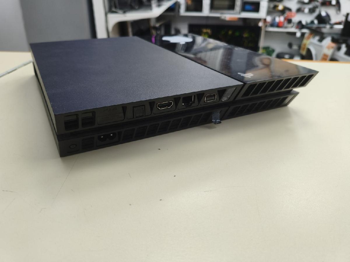 Игровая приставка PlayStation 4 FAT 500GB