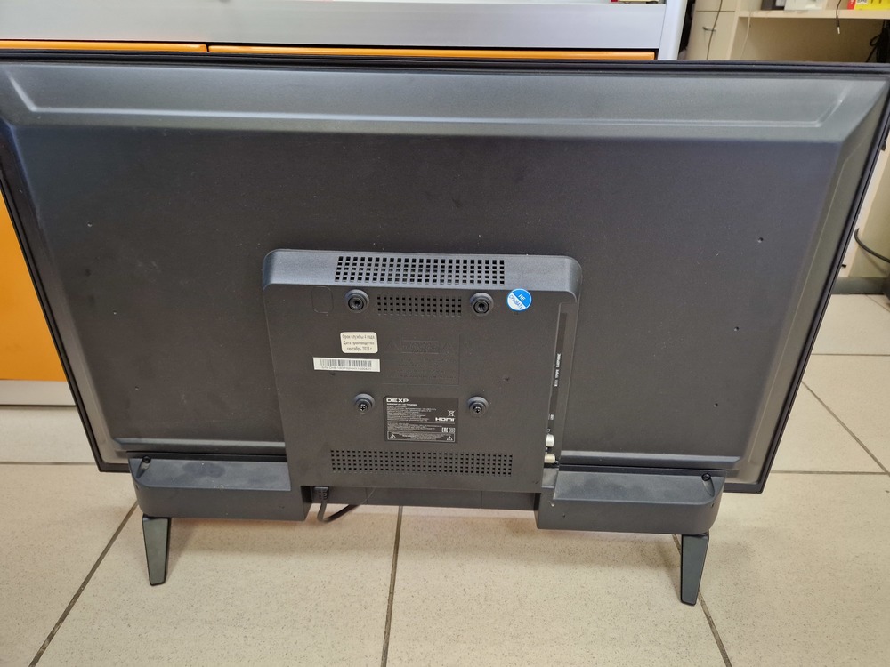 LED Телевизор Dexp 32HHY1