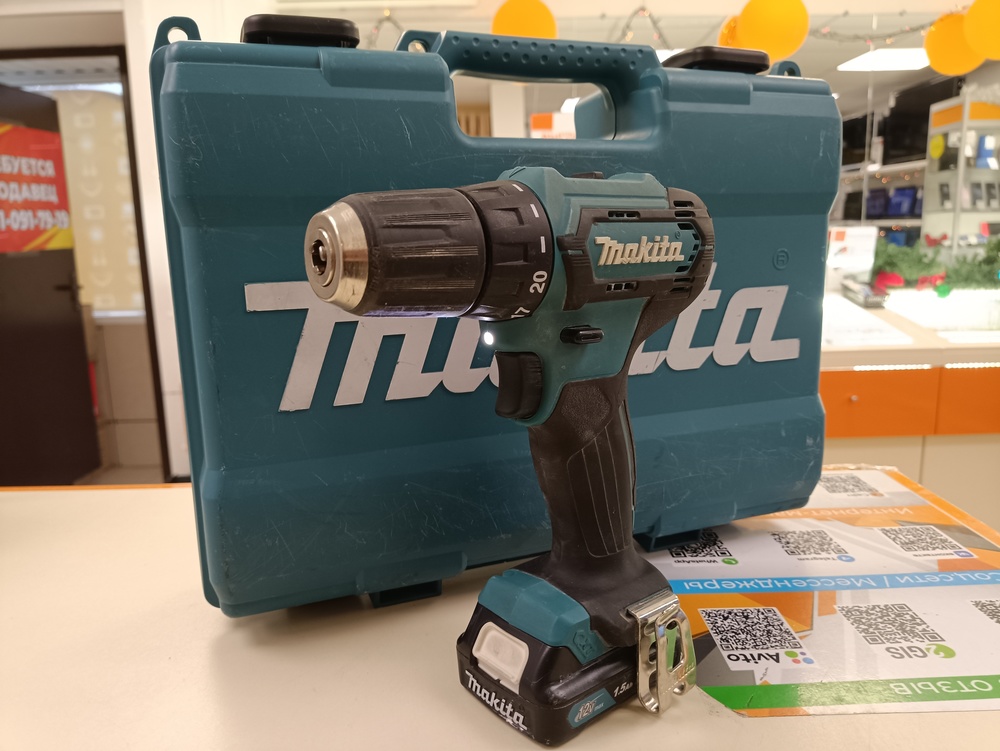 Шуруповерт Makita DF333D