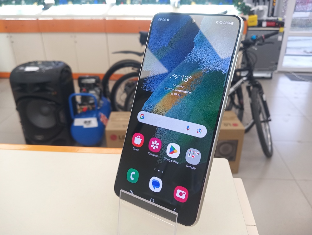 Смартфон Samsung Galaxy S21 FE 5G 8/128