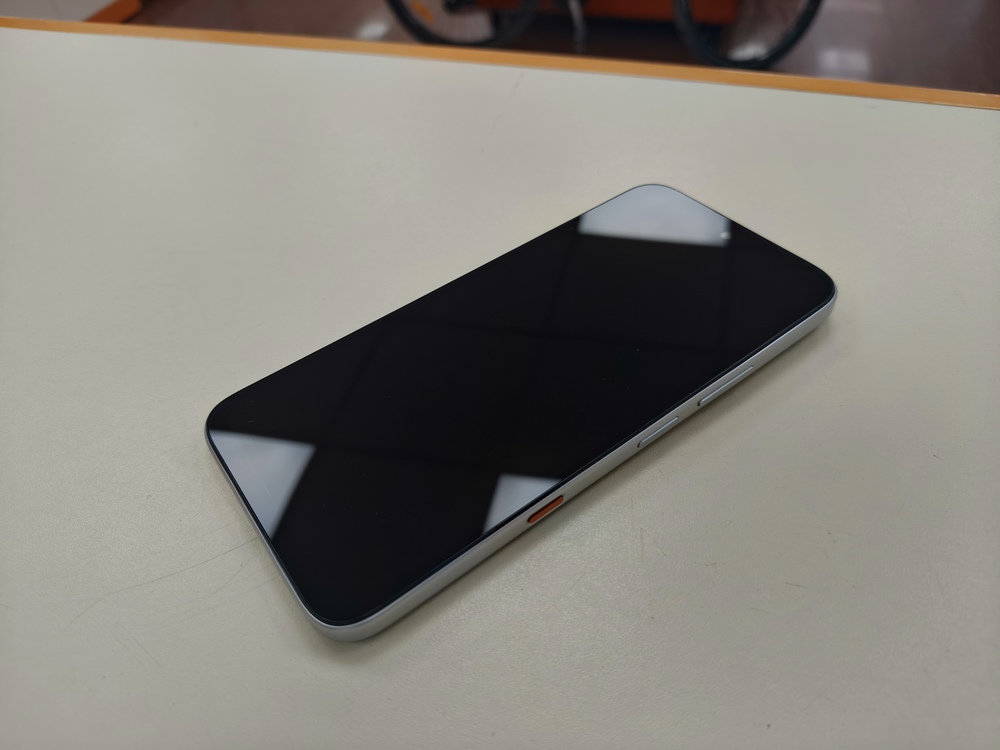 Смартфон Infinix Hot 70 6/128