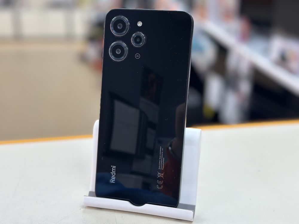 Смартфон Xiaomi Redmi 12 4/128