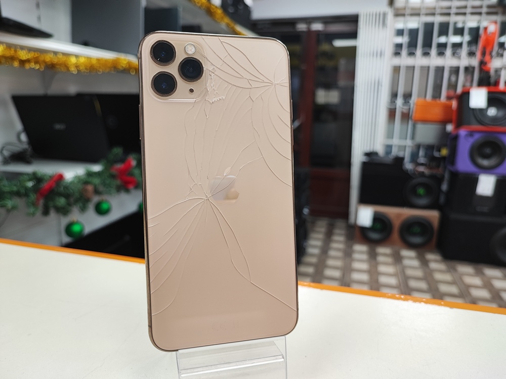 Смартфон Apple iPhone 11 Pro Max 64Gb