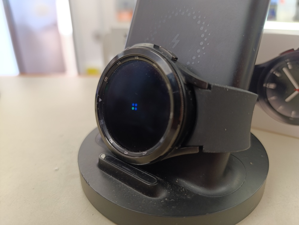 Смарт-часы Samsung Watch 4 Classic 46mm