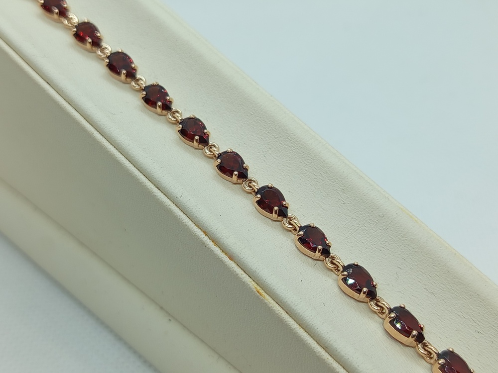 Б585 БРАСЛЕТ С КАМНЯМИ (Au 585)