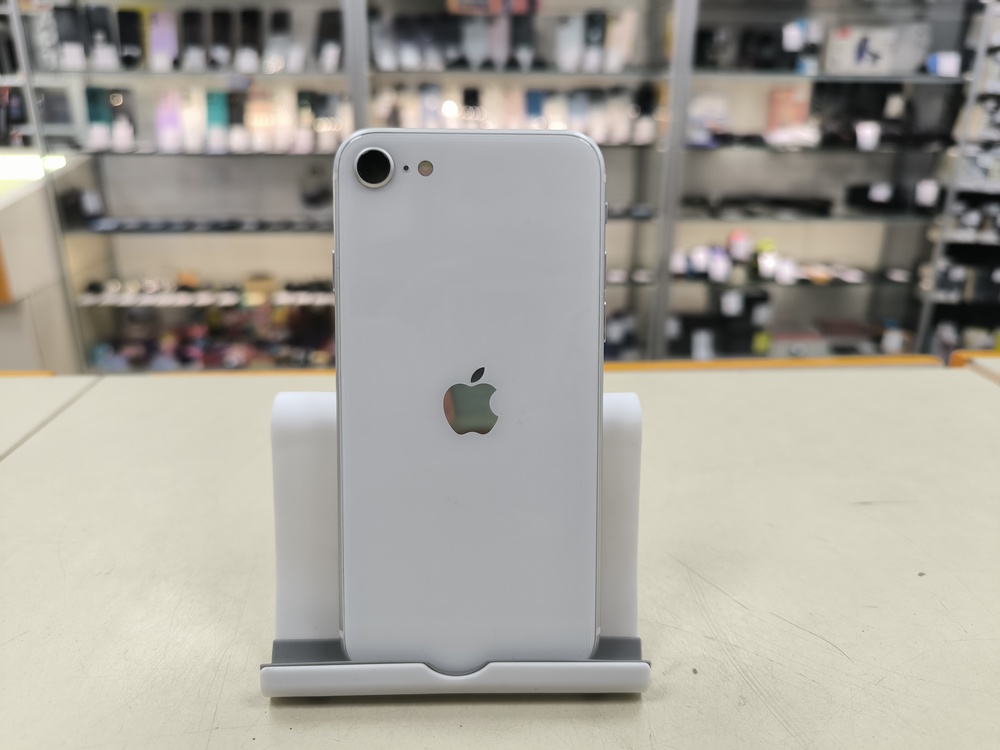 Смартфон Apple iPhone SE 2020 64Gb