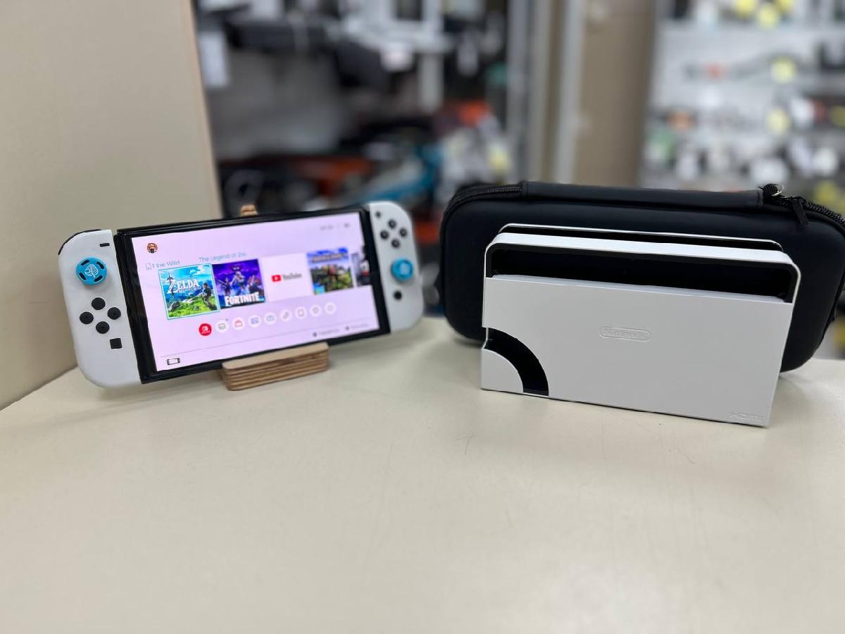 Игровая приставка Nintendo Switch Oled