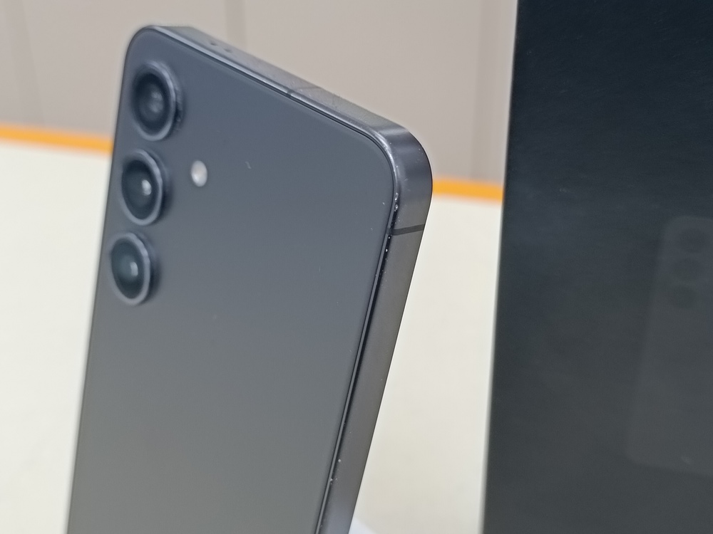 Смартфон Samsung Galaxy S24 8/256