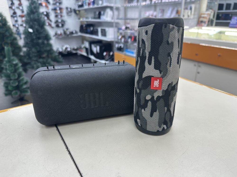 Колонки JBL Flip 5;