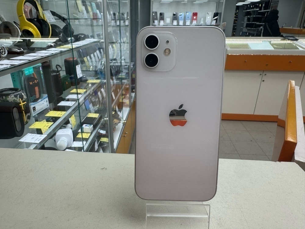 Смартфон Apple iPhone 12 64Gb