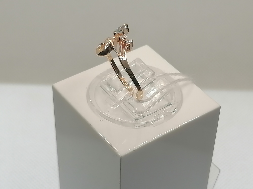 КОЛКМИ585 КОЛЬЦО С КАМНЯМИ (Au 585) КОЛКМИ585 КОЛЬЦО С КАМНЯМИ (Au 585)