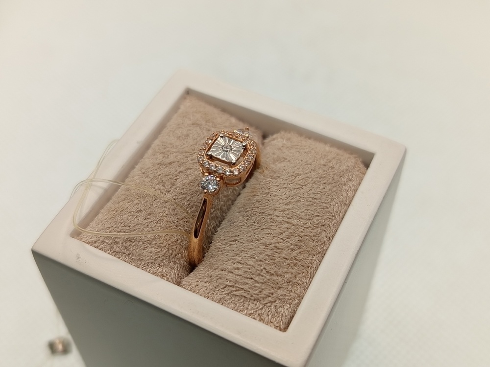 КОЛЬЦО С КАМНЯМИ (Au 585)