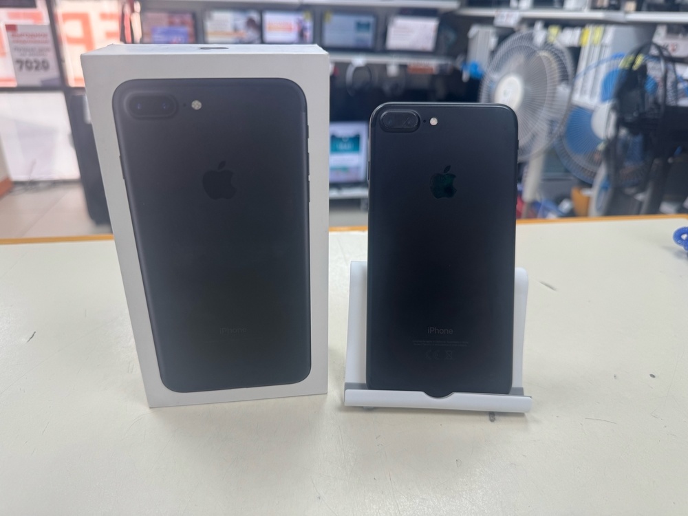 Смартфон Apple iPhone 7 Plus 32Gb