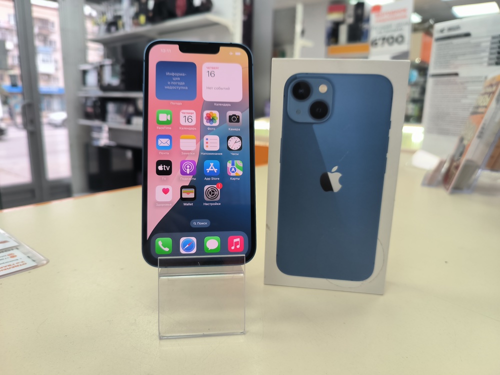 Смартфон Apple iPhone 13 256Gb