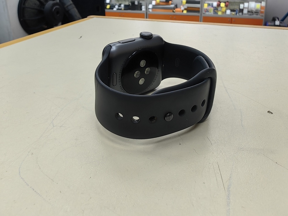 Смарт-часы Apple Watch Series 3 42 мм