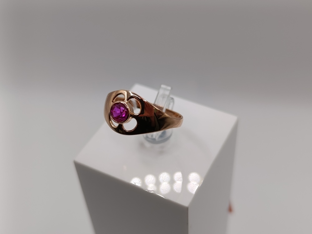 КОЛКМ583 КОЛЬЦО С КАМНЕМ (Au 583)