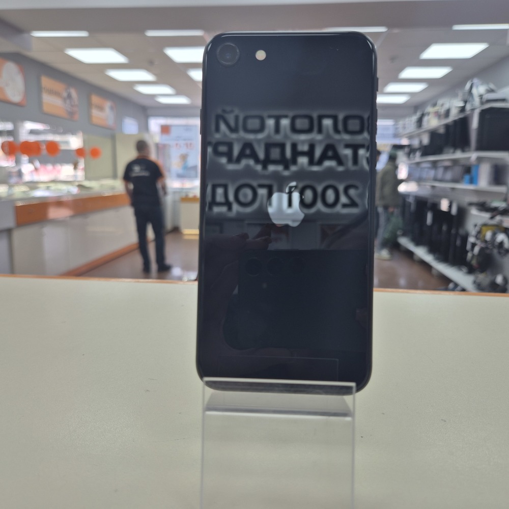 Смартфон Apple iPhone SE 2020 64Gb