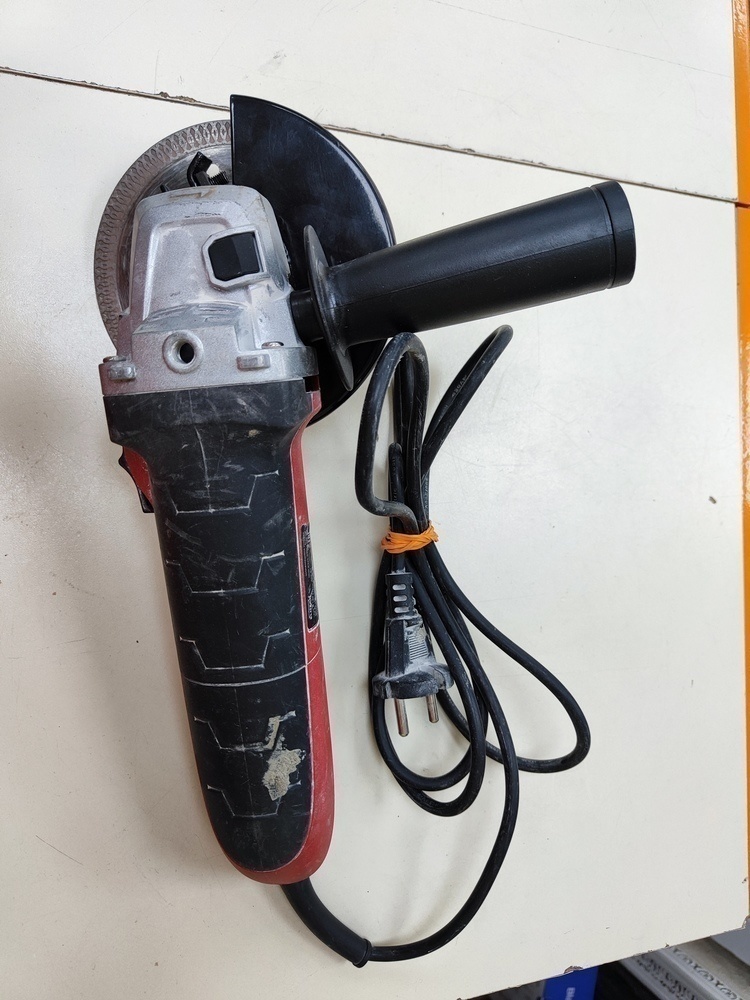 Угловая шлифмашина Elitech МШУ 9-125