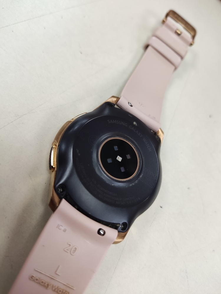 Смарт-часы Samsung Galaxy Watch