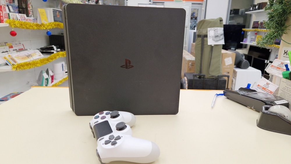 Игровая приставка PlayStation 4 Slim 500GB