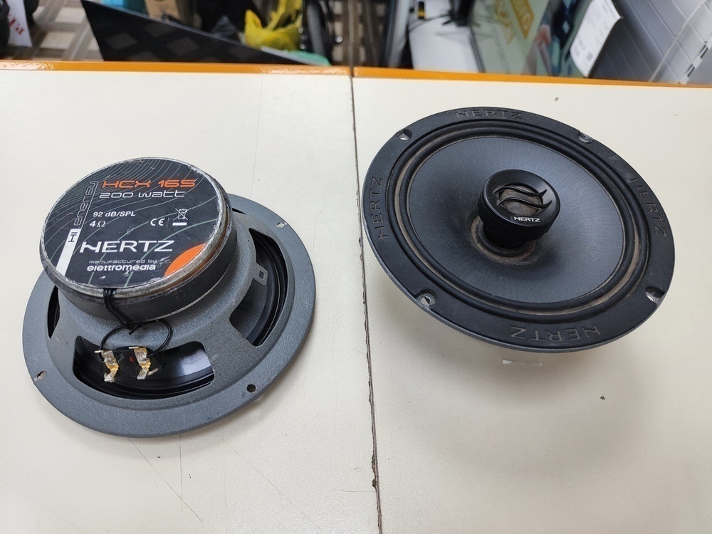 Автоакустика передняя Hertz HCX-165