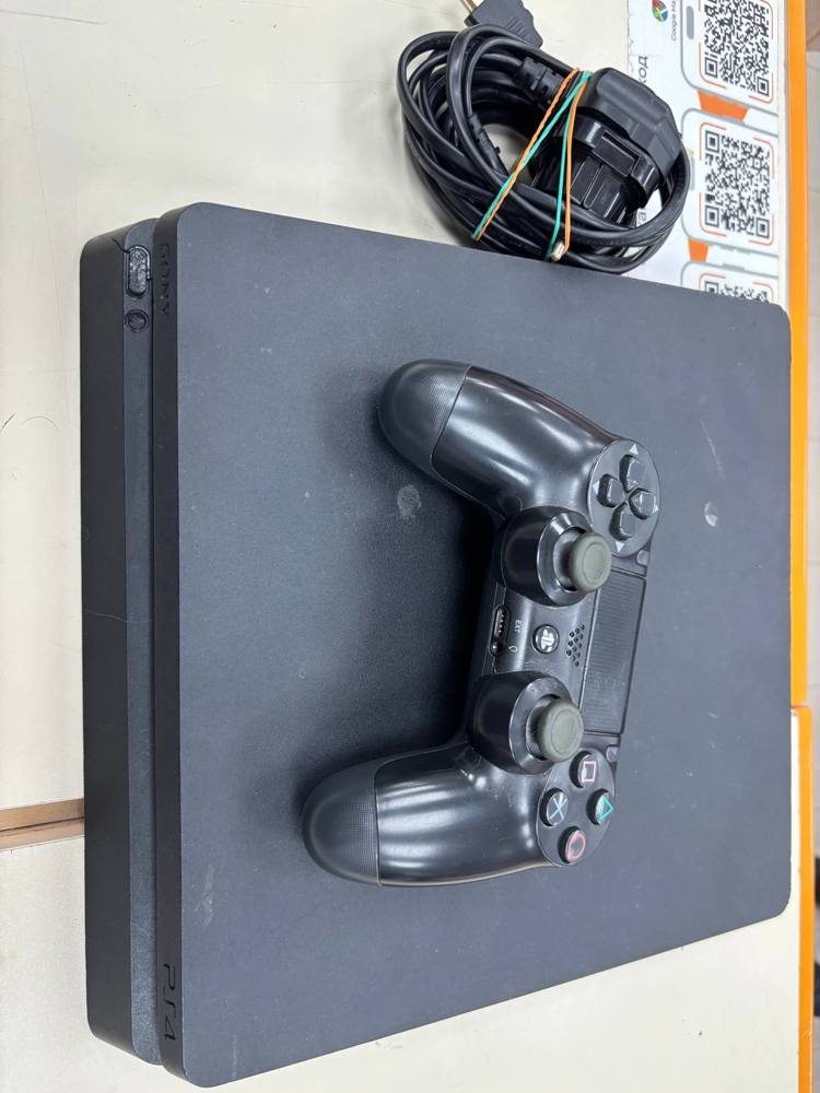 Игровая приставка PlayStation 4 Slim 500GB