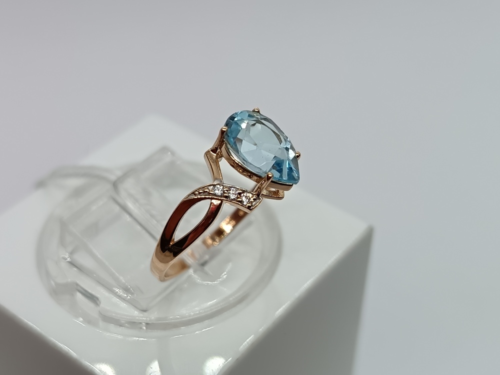 КОЛЬЦО С КАМНЯМИ (Au 585)