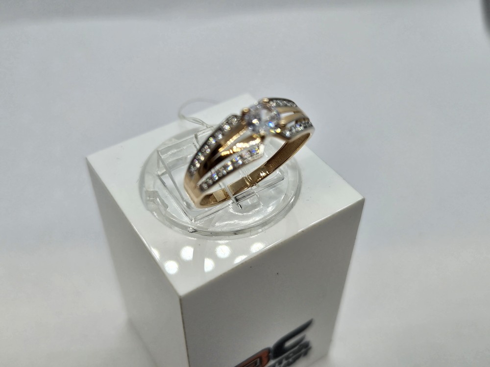 012172 КОЛЬЦО С КАМНЯМИ (Au 585)