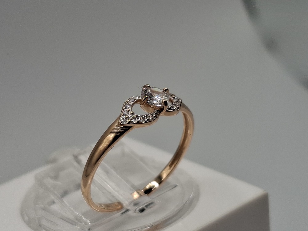 КОЛКМИ585 КОЛЬЦО С КАМНЯМИ (Au 585)