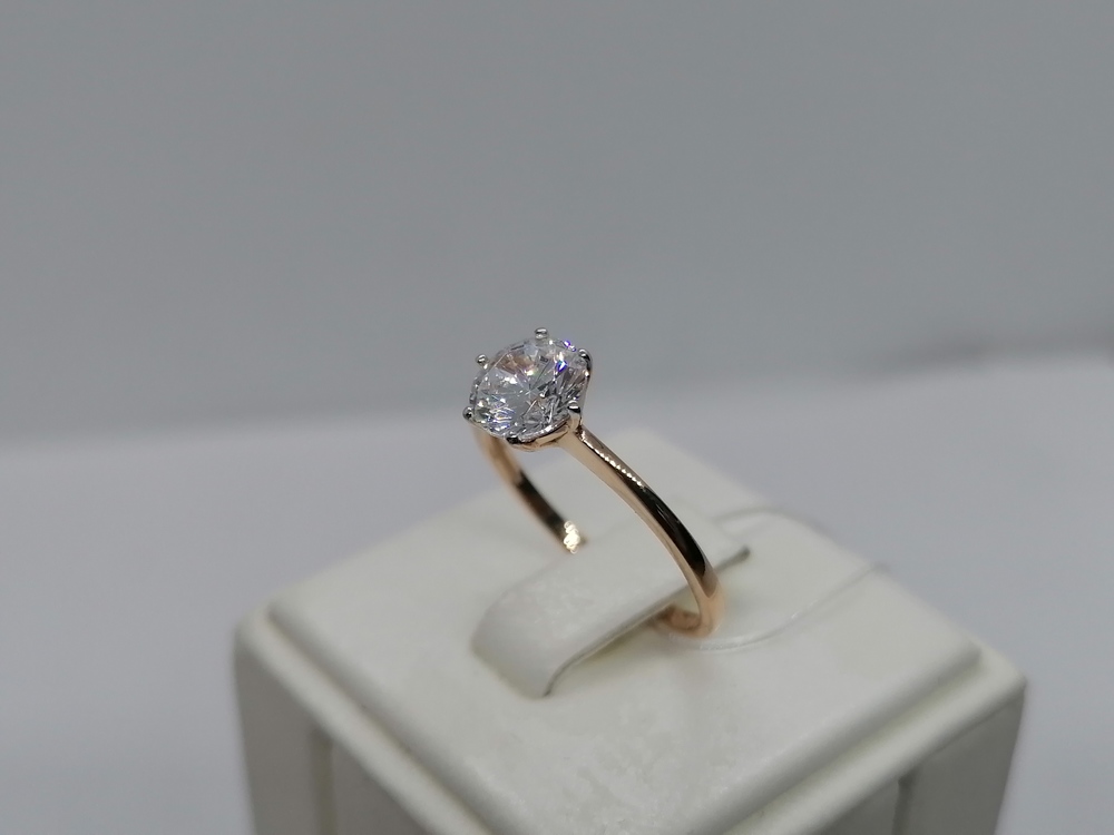 016788 КОЛЬЦО С КАМНЕМ (Au 585)