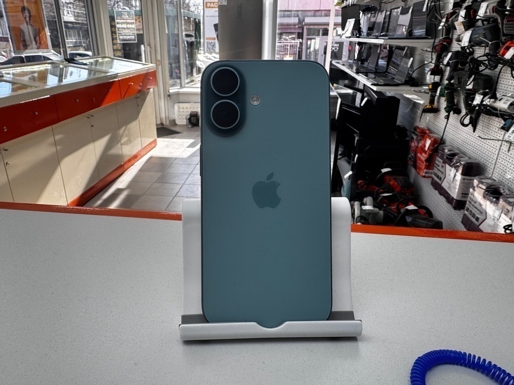 Смартфон Apple Iphone 16 128Gb