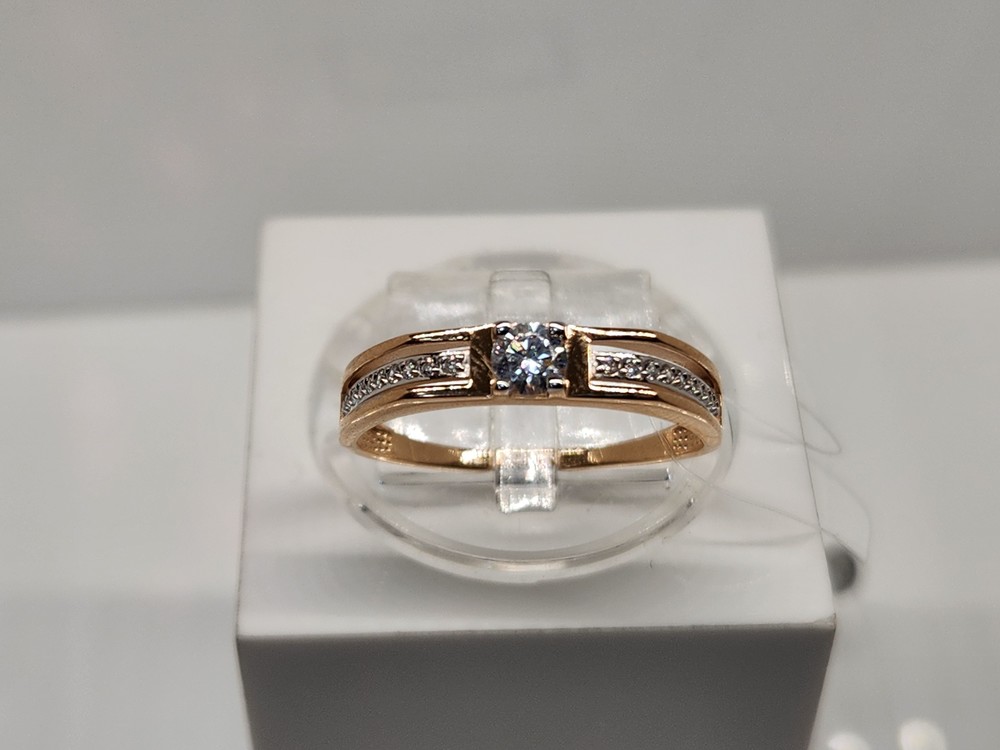 КОЛЬЦО С КАМНЯМИ (Au 585)