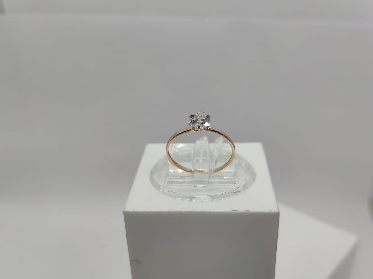 КОЛКМ585 КОЛЬЦО С КАМНЕМ (Au 585)