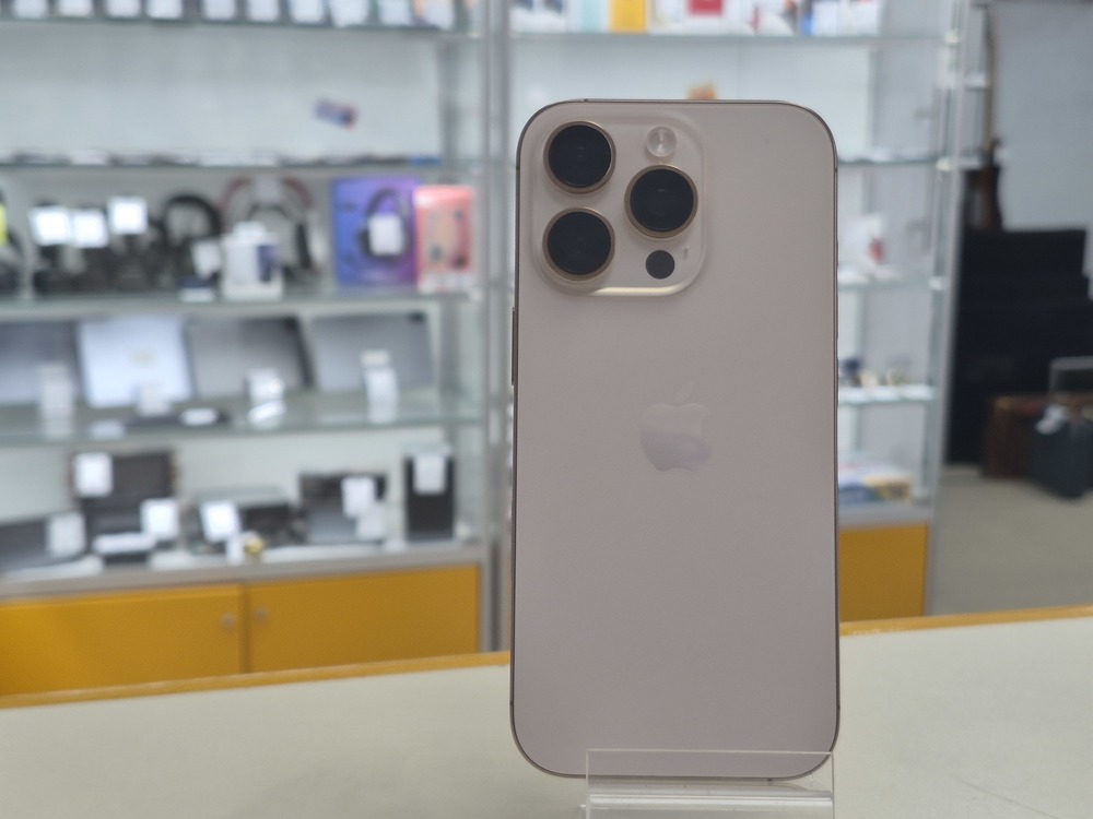 Смартфон Apple Iphone 16 Pro 128Gb