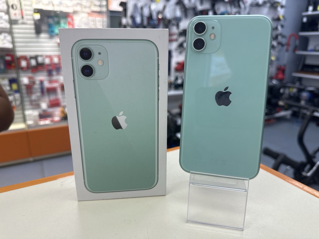 Смартфон Apple iPhone 11 128Gb