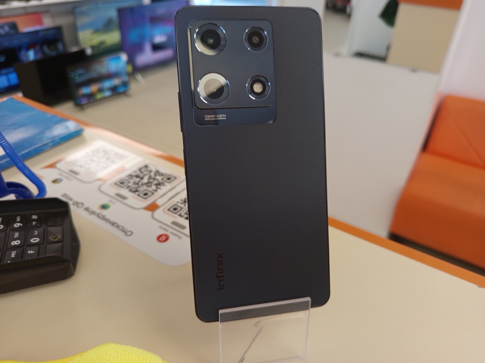 Смартфон Infinix Note 30 8/256