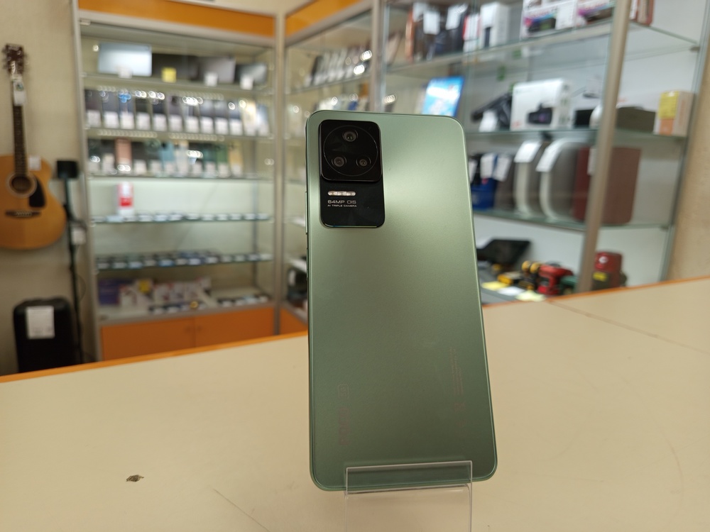 Смартфон Xiaomi Poco F4 8/256