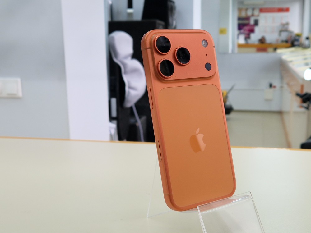 Смартфон Apple Iphone 17 Pro 256Gb