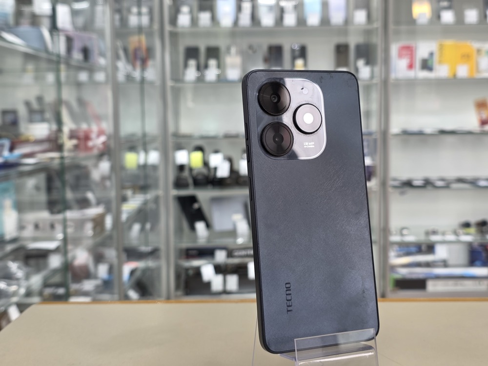 Смартфон Tecno Spark Go 2024 4/64