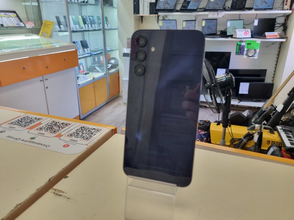 Смартфон Samsung Galaxy A15 4/128