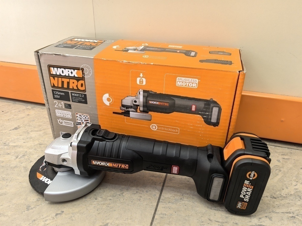 Угловая шлифмашина Worx WX812