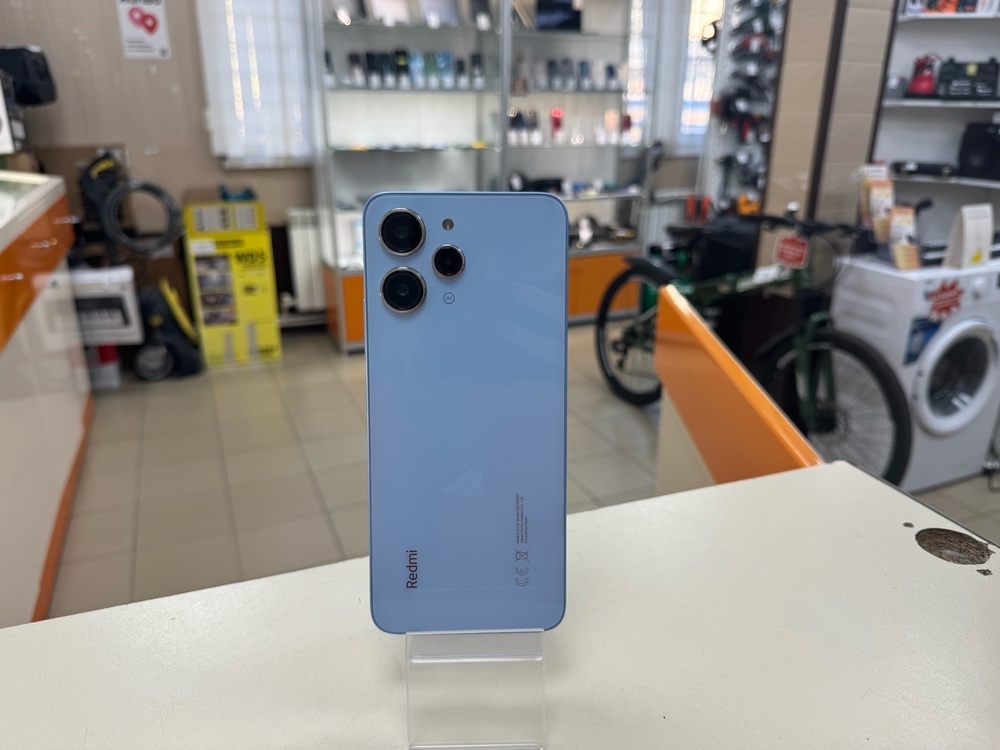 Смартфон Xiaomi Redmi 12 4/128