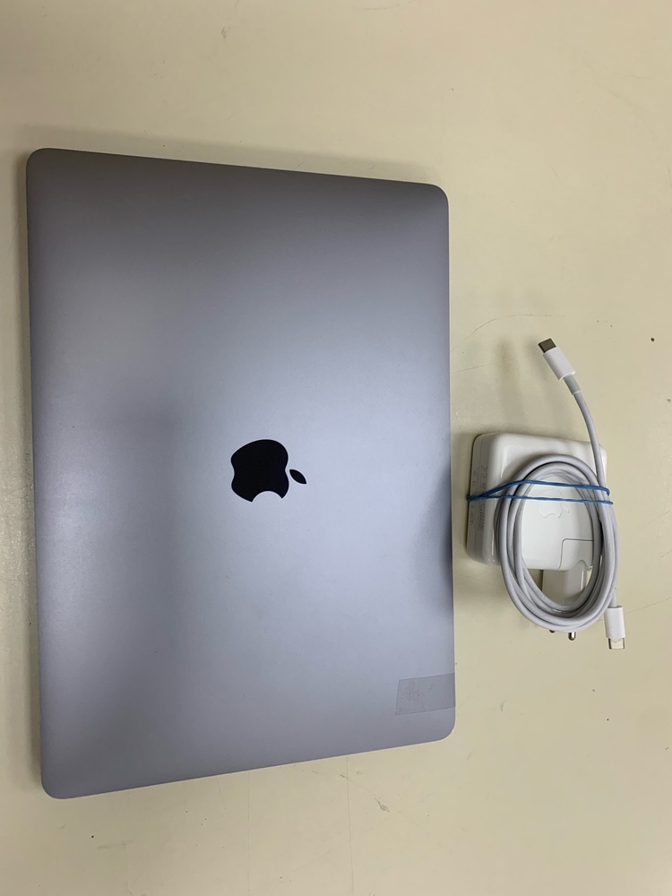 Ноутбук Apple MacBook Pro (13 дюймов, четыре порта Thunderbolt 3) A1706