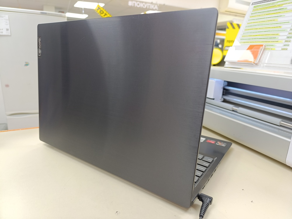 Ноутбук Lenovo V155--15API; Ryzen 3 3200U, Radeon Vega 3, 8 Гб, 240 Гб, Нет