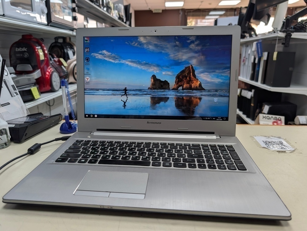 Ноутбук Lenovo z50-70; Core i7-4510U, GeForce 840M, 8 Гб, 480 Гб, Нет