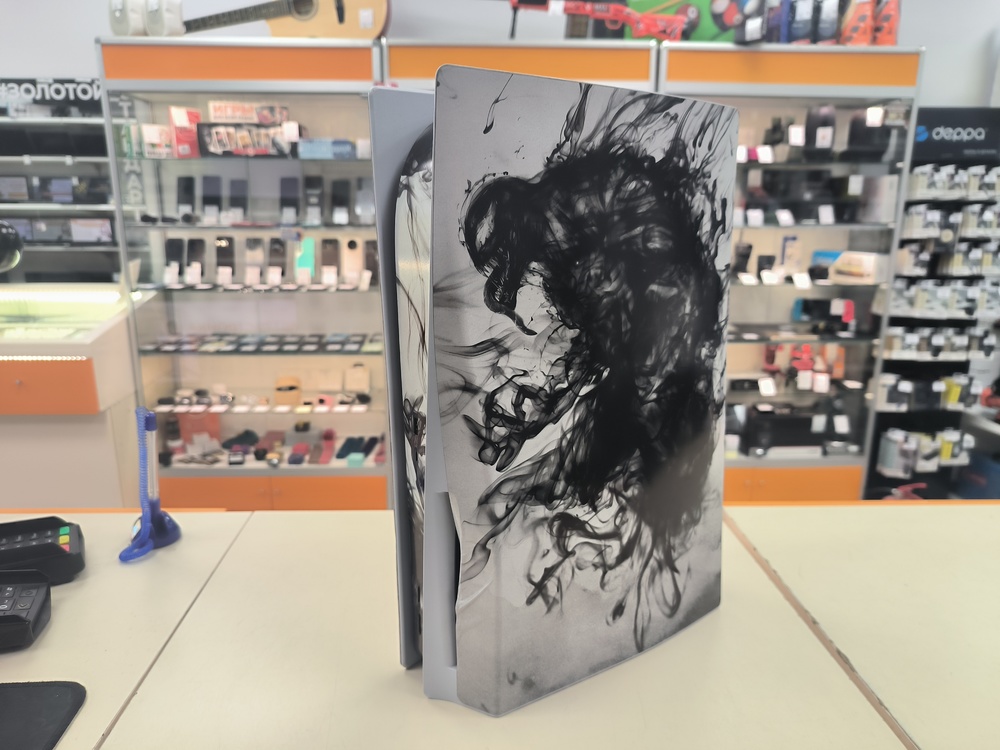 Игровая приставка PlayStation 5 825Gb (С дисководом)